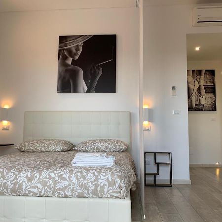 Stayinbologna 3 Bagian luar foto