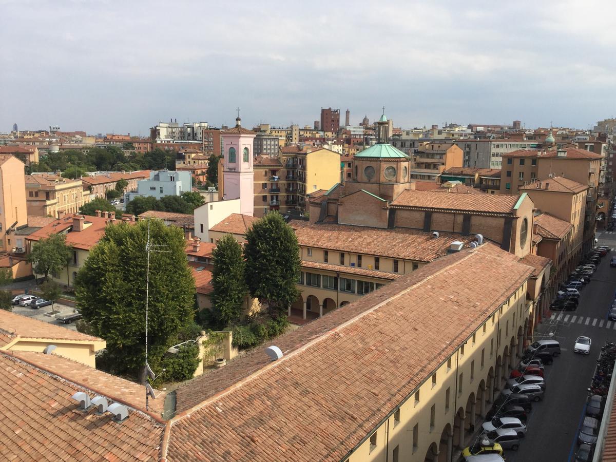 Stayinbologna 3 Bagian luar foto